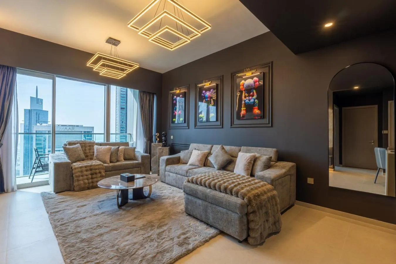 Luxury 1-Bedroom, High-Floor, Skyline Views Dubai